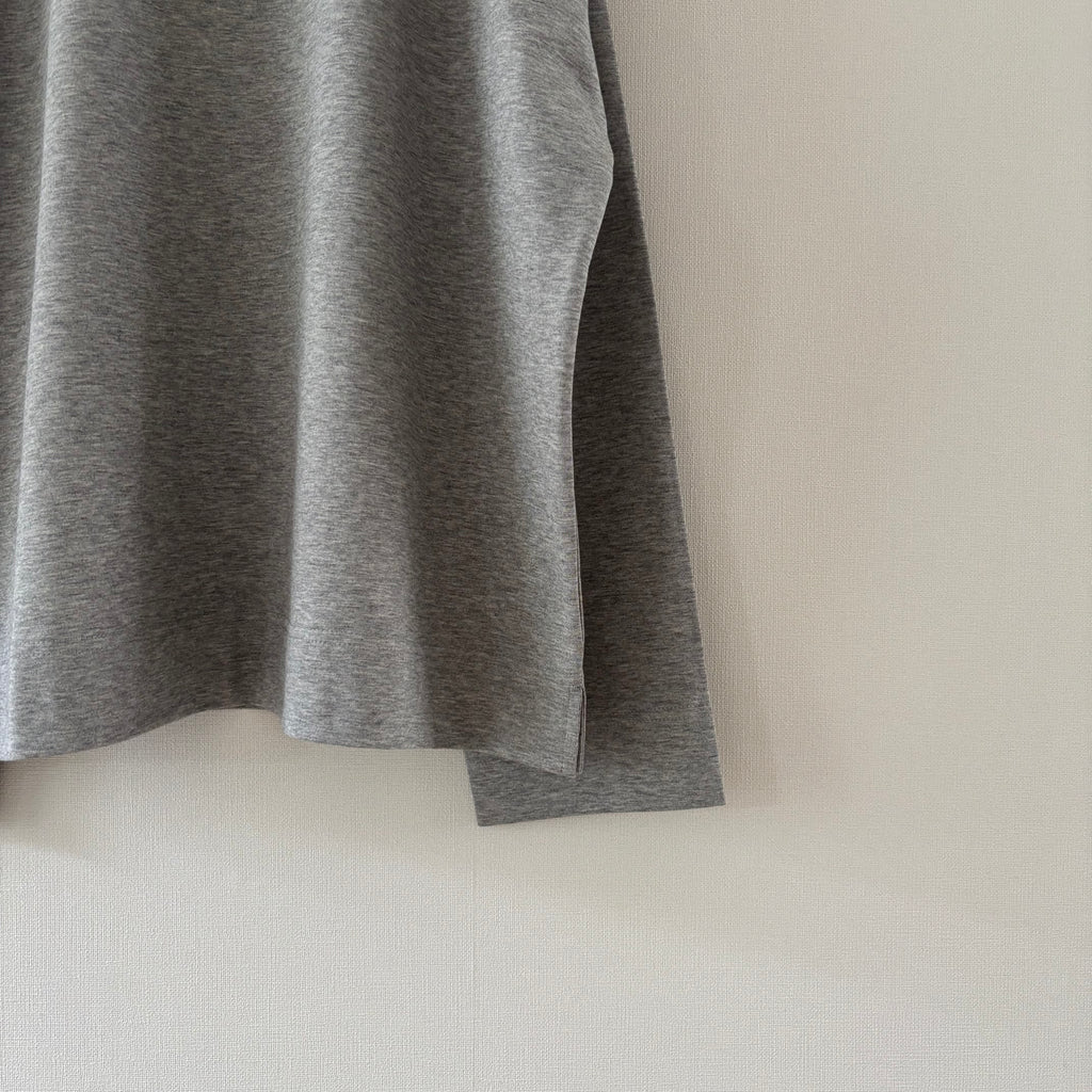 Cleaveland<br> "De partout"<br> Pull à manches longues gris clair