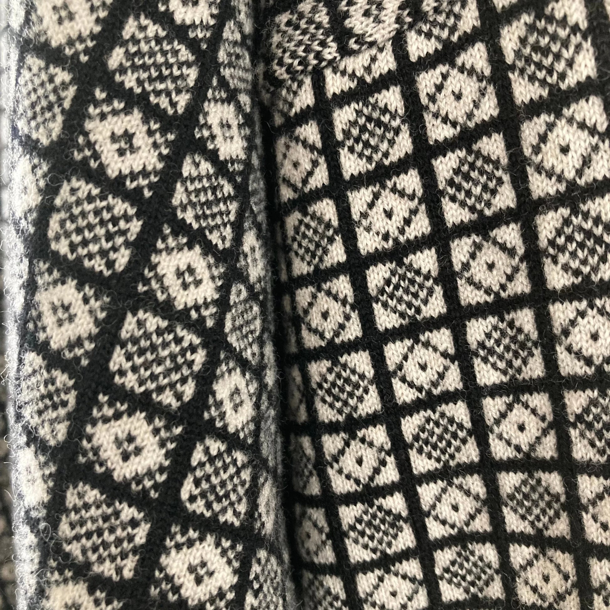 Cleaveland<br> "Petite ville"<br> Re/cardigan Noir mw