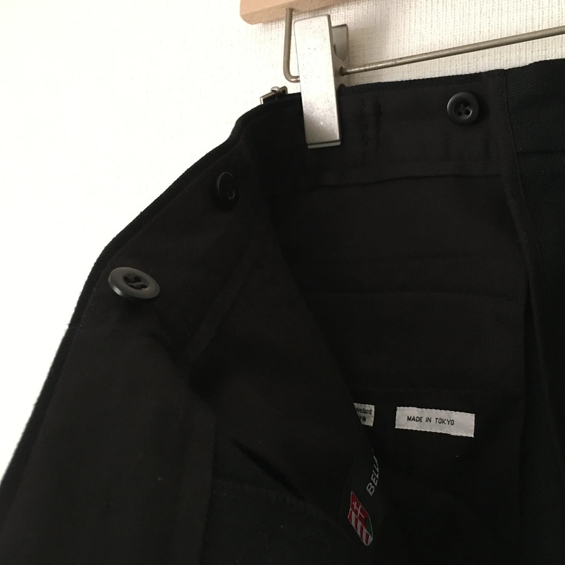 cleaveland×BELLA MOLNAR<br> : commander<br> « Cric à goulot d'étranglement » 50d