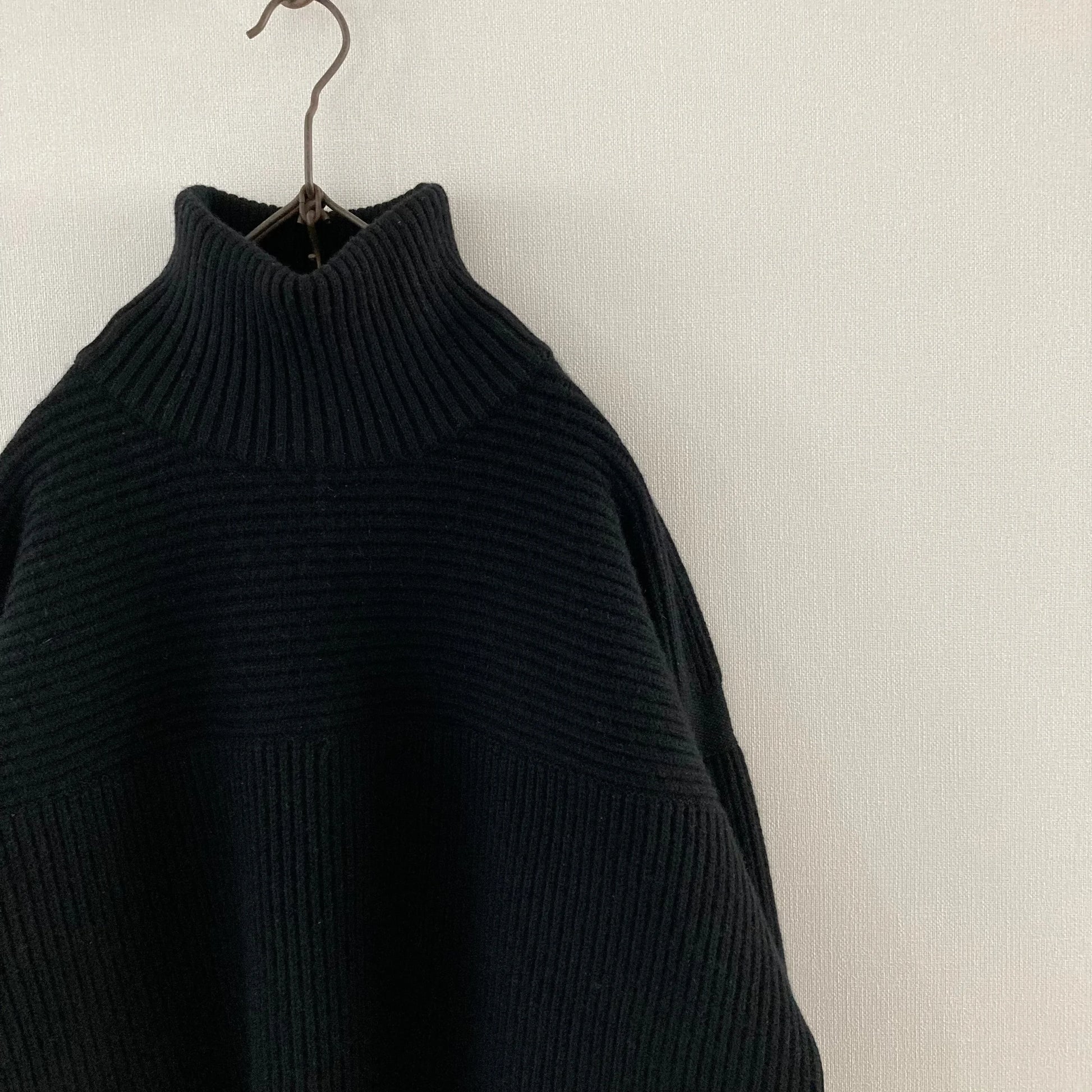 Cleaveland<br> « Le nouveau monde »<br> Pull à manches longues noir