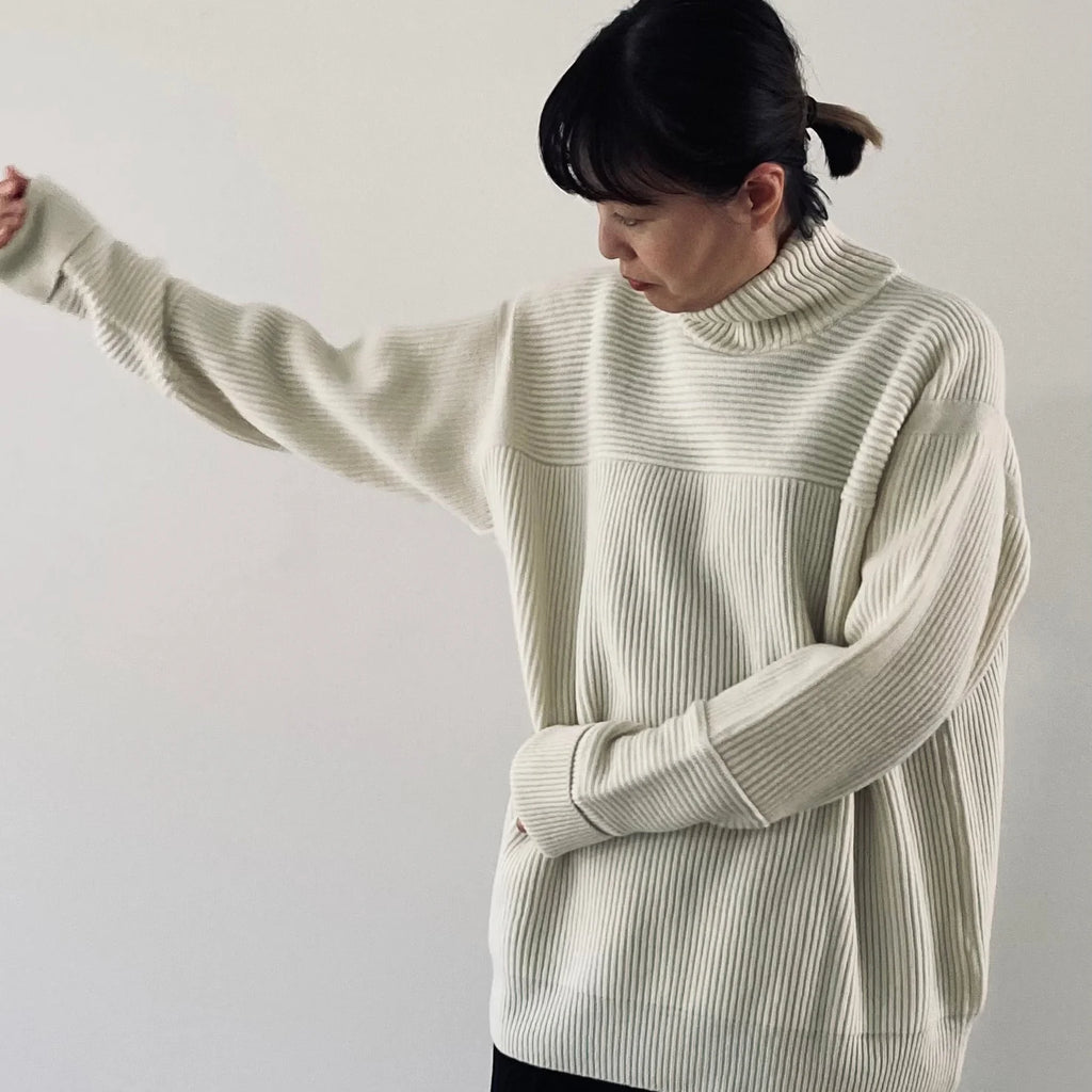 cleaveland<br> "The new world"<br> H/pullover long sleeve Off white