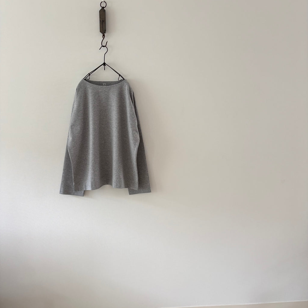 Cleaveland<br> "De partout"<br> Pull à manches longues gris clair