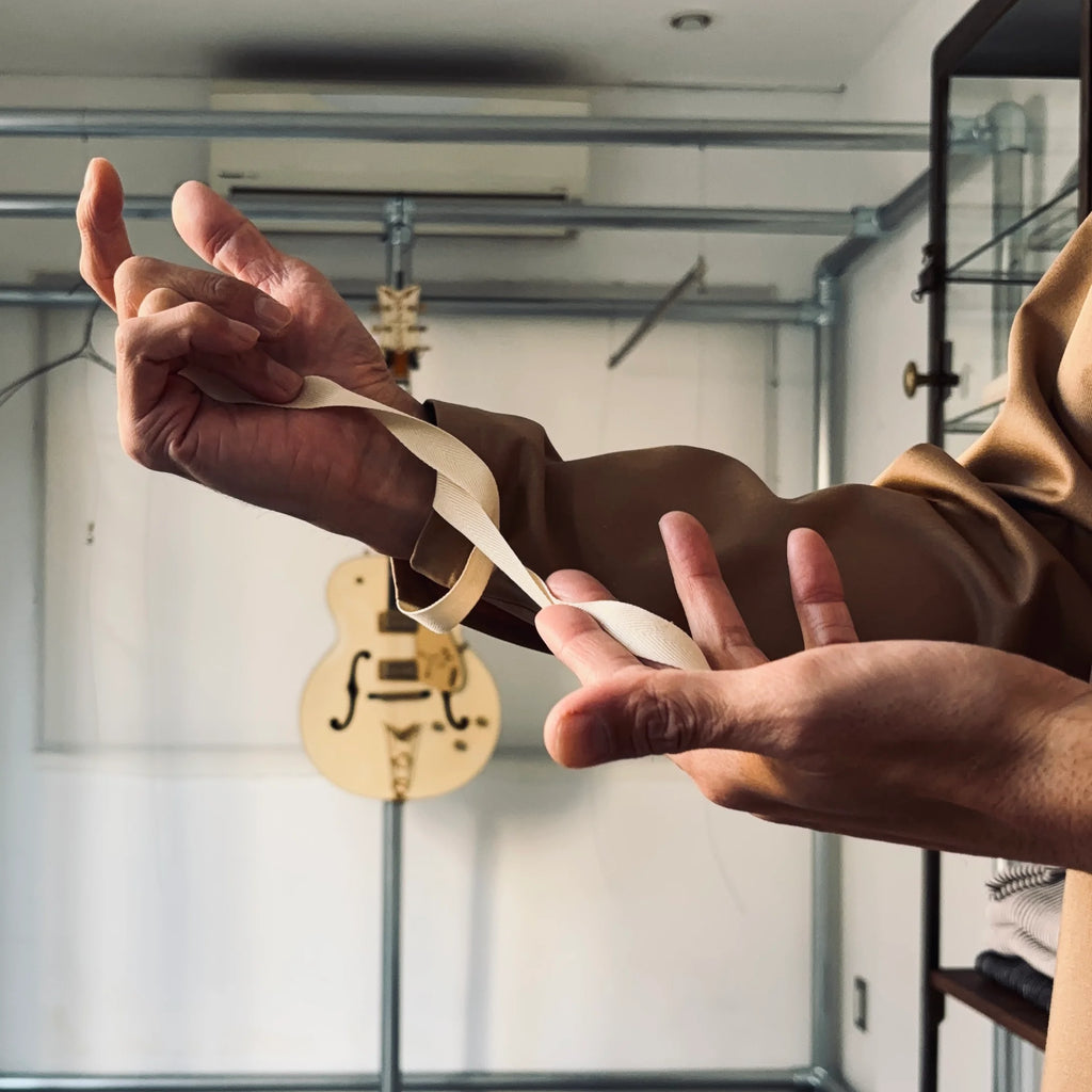 cleaveland×BELLA MOLNAR<br> : to order  <br>"Distressed to this" MMTwill