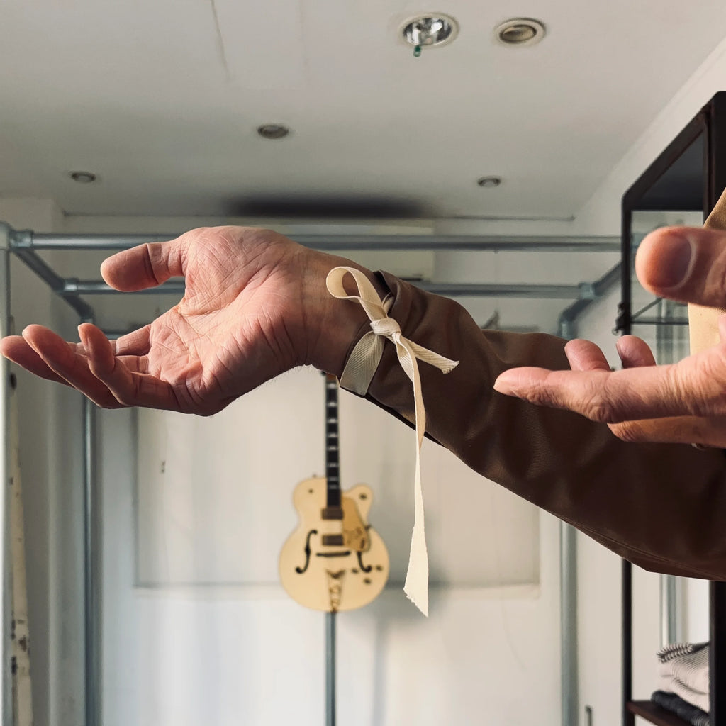 cleaveland×BELLA MOLNAR<br> : to order  <br>"Distressed to this" MMTwill