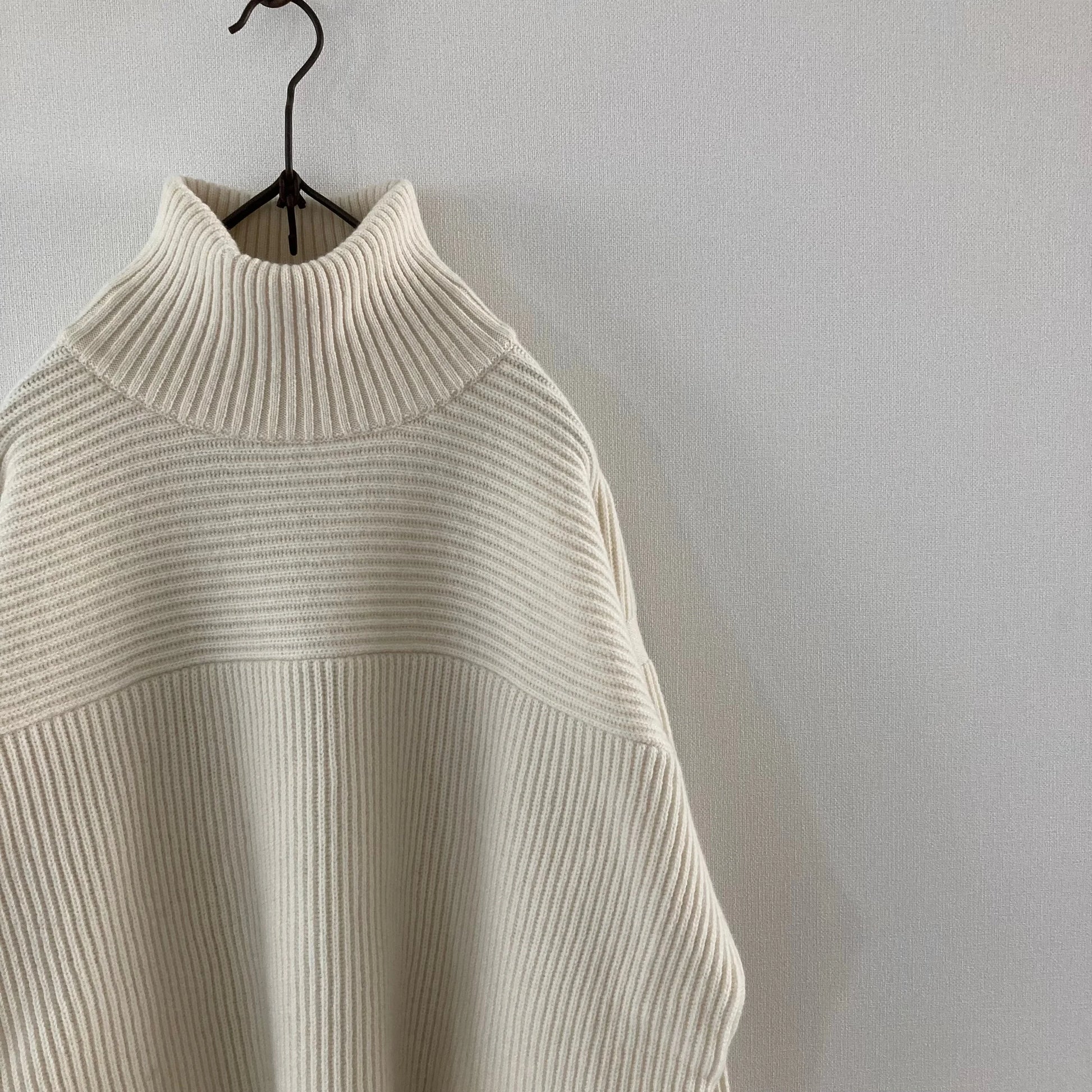 Cleaveland<br> « Le nouveau monde »<br> Pull à manches longues blanc cassé