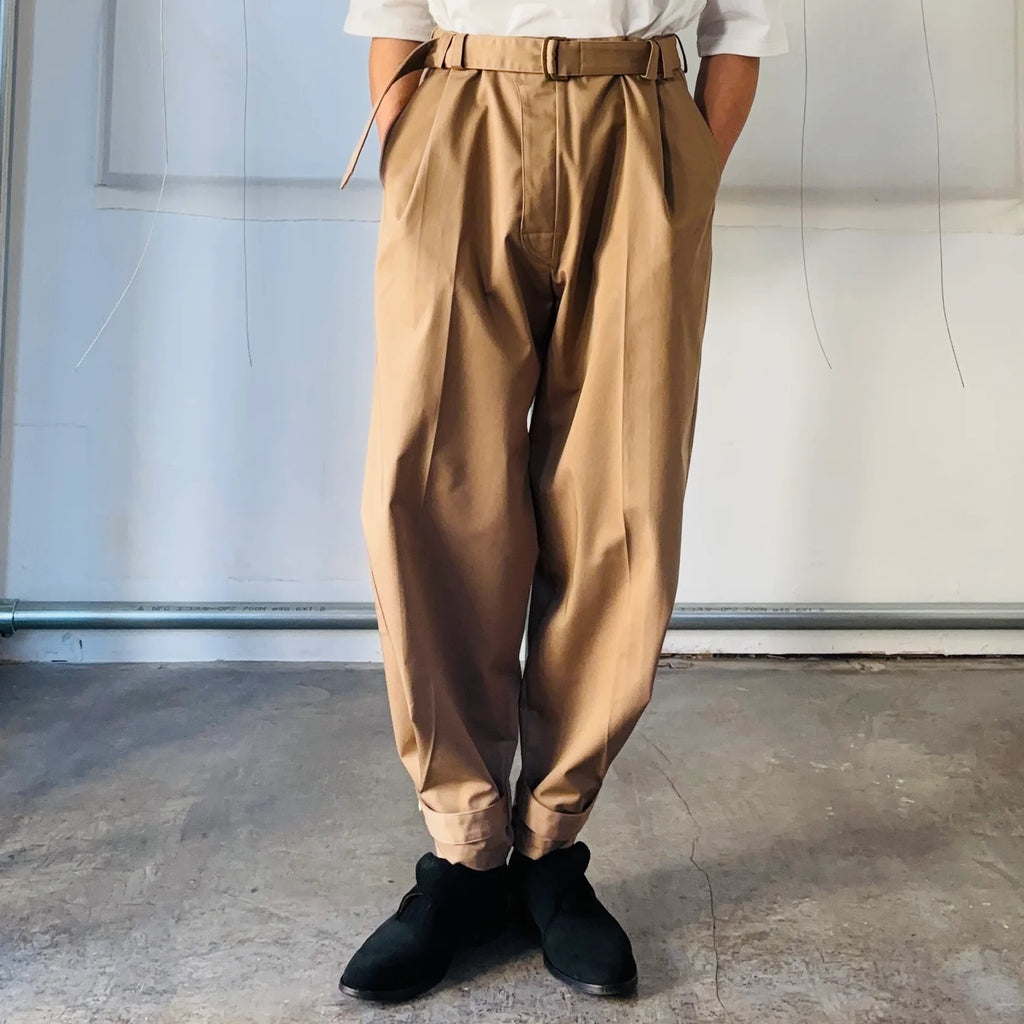 cleaveland×BELLA MOLNAR<br> : commander<br> « Revenez demain » 25 MMT