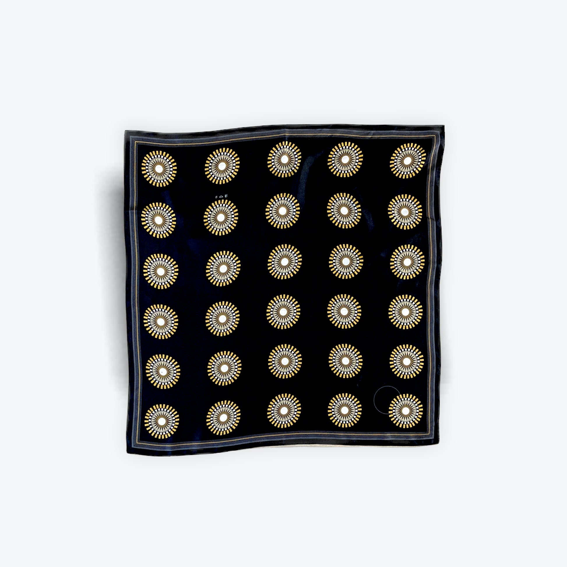 cleaveland×BELLA MOLNAR<br> Écharpe « Tsugomori ~Nouvel An~ »