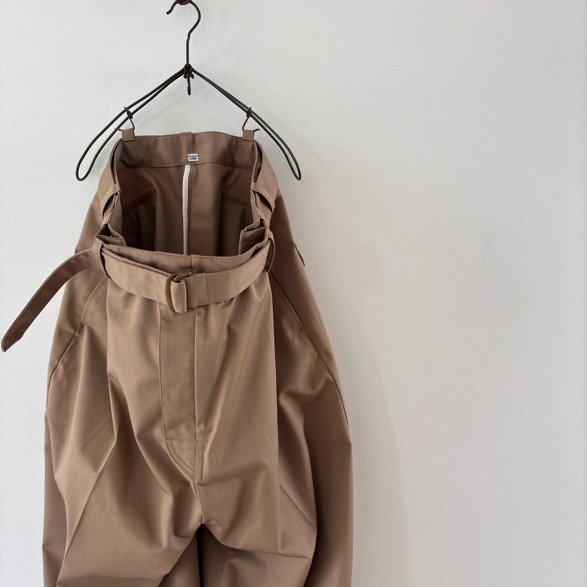 cleaveland×BELLA MOLNAR<br> : to order<br> “Go back tomorrow“25 MMTwill