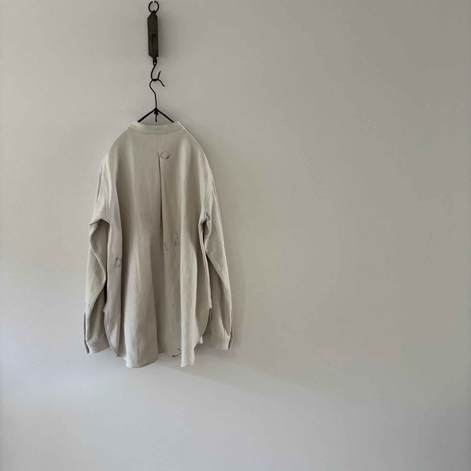 Cleaveland × Bella Molnar<br> « Habille le tricheur » eddie(petit)11<br> de l'édition limitée ofb