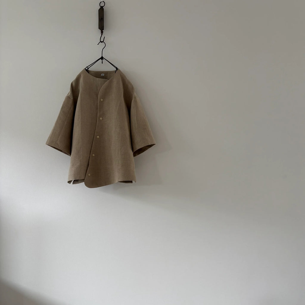 cleaveland×BELLA MOLNAR<br> : to order<br> “Play vest” with MUSO sleeves vfl