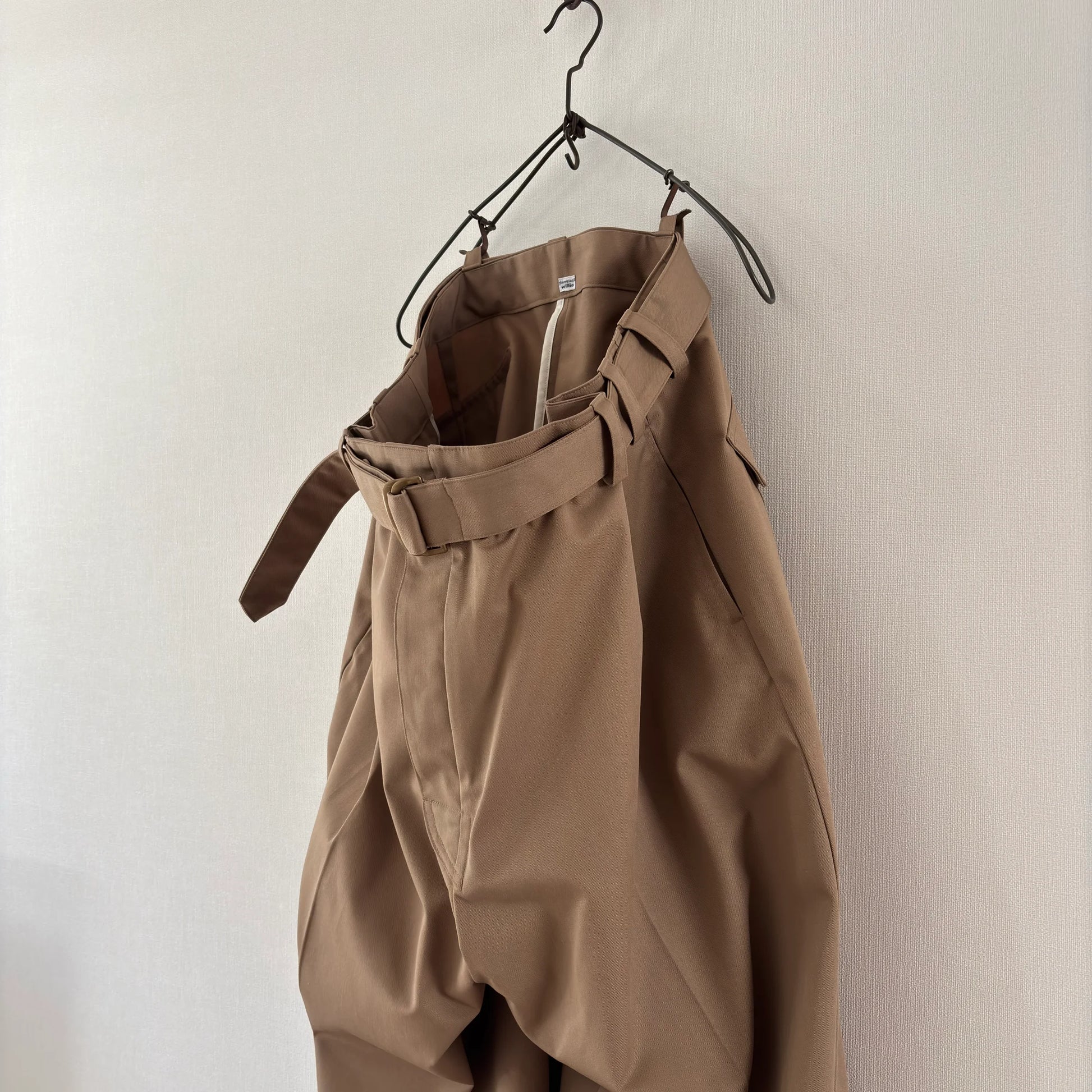 cleaveland×BELLA MOLNAR<br> : to order<br> “Go back tomorrow“25 MMTwill