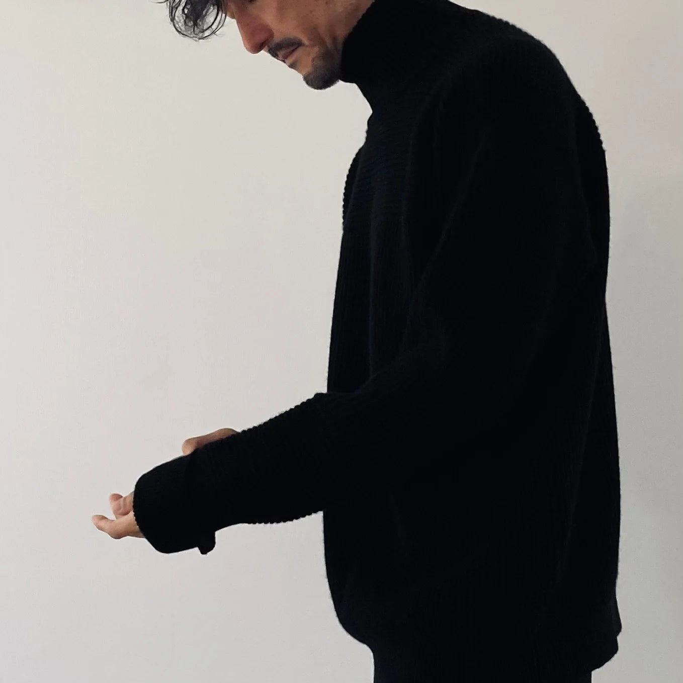 Cleaveland<br> « Le nouveau monde »<br> Pull à manches longues noir