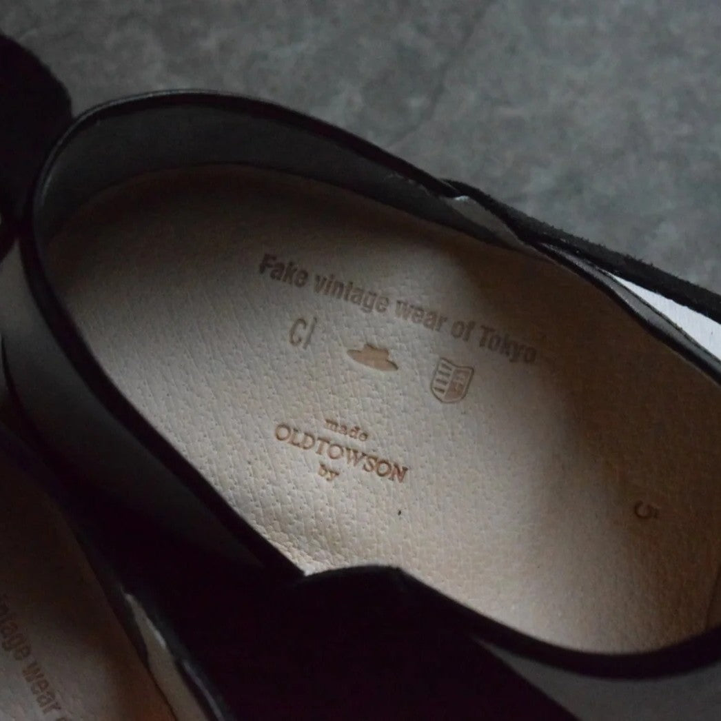 cleaveland×BELLA MOLNAR  <br>: commander<br> "Original cool"