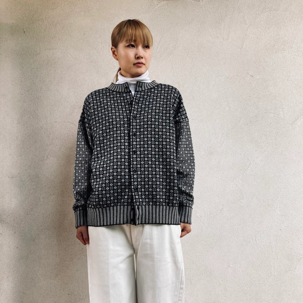 cleaveland<br> "Small town"<br> Re/cardigan Black mw