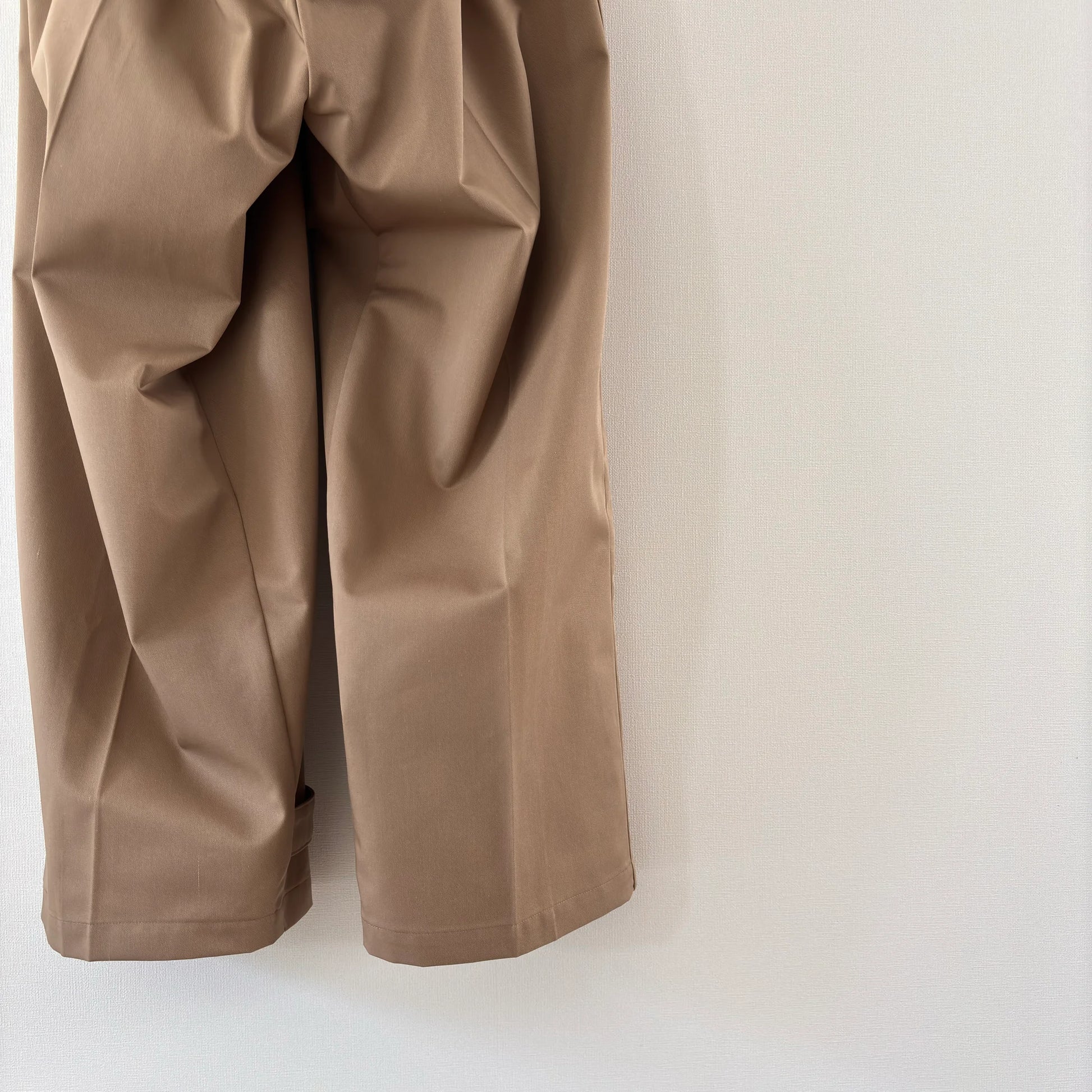 cleaveland×BELLA MOLNAR<br> : to order<br> “Go back tomorrow“25 MMTwill